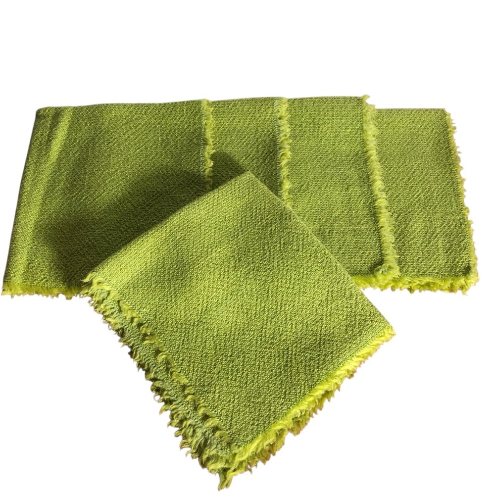 Vintage avocado green retro fringed dinner napkins 17” x 15” Set Of 5